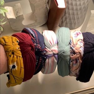 Knotted headband assortment